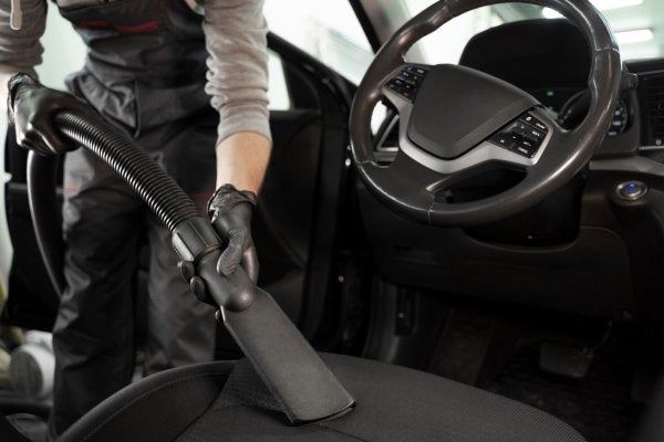 İç Dış Temizliğin Sırları: Araç Bakımında Uzman Tavsiyeleri